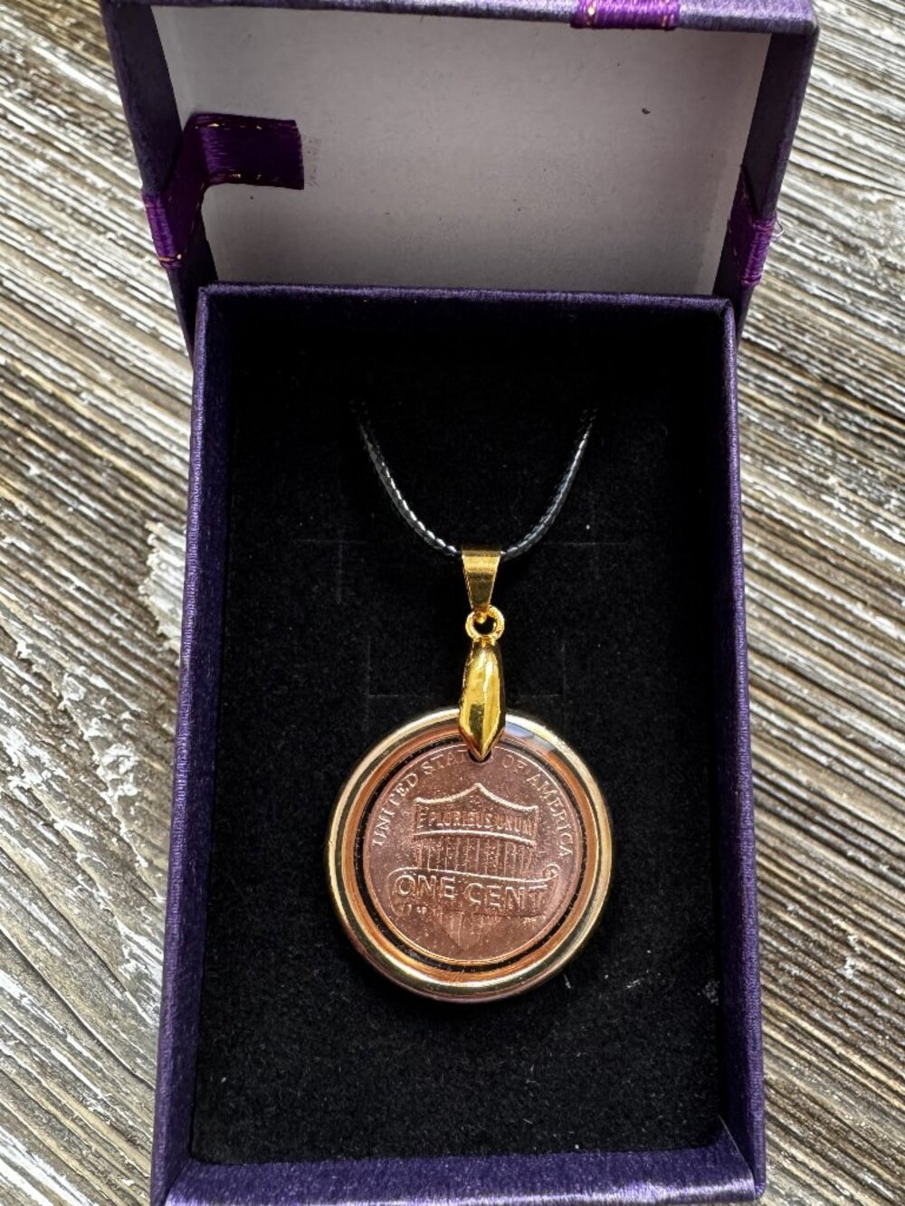 2017 US 1 Cent Coin Pendant - Handcrafted Vintage Coin Resin Necklace